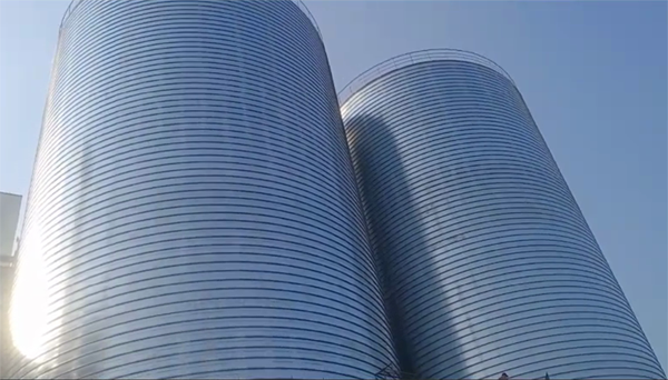 怀柔2座混凝土高架卷板仓